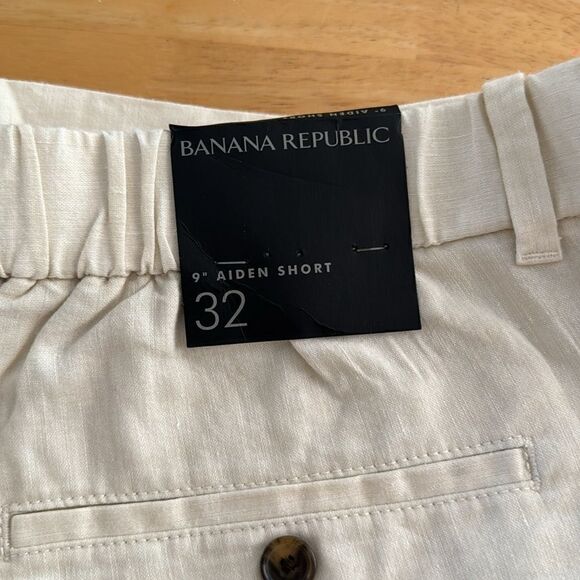 BANANA REPUBLIC men’s short NWT - Picture 4 of 5